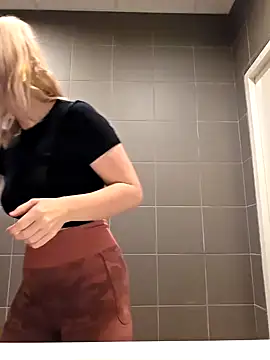 Giuliana baby online show from February 24, 9:00 am