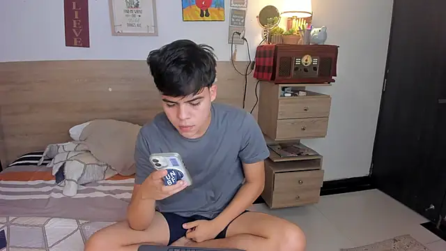 justinbiler online show from January 16, 1:37 pm