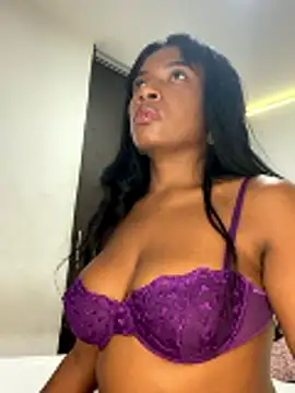 KriisvanyLeroy online show from January 9, 3:42 am