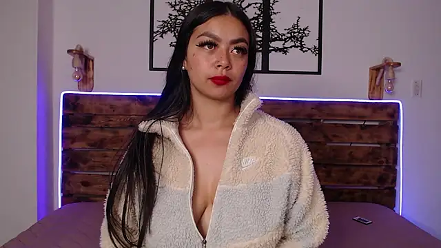 miaa saenz1 online show from January 4, 7:03 am