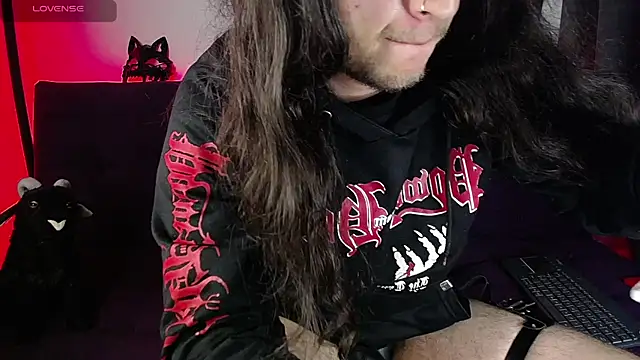 Snapshot of blckwolf_6 chatting on December 28, 12:57 am blckwolf 6 online show from December 28, 12:57 am