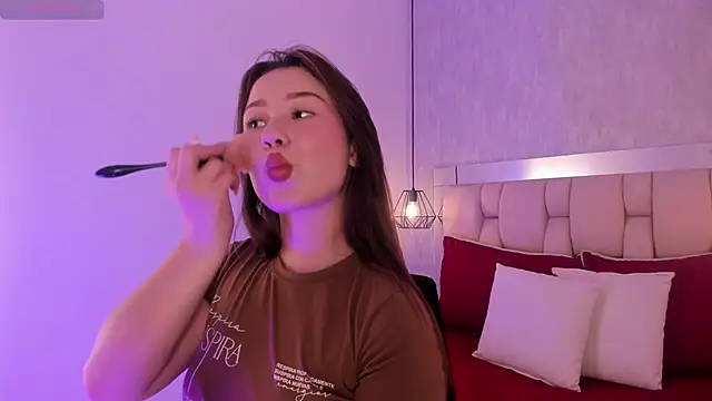 Roxie-Summers11 online show from March 1, 7:37 pm