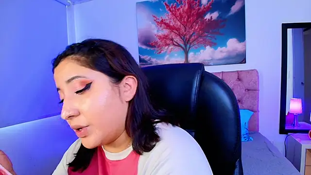 Emma monserrat online show from November 18, 7:40 pm