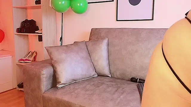 Kelly Mature  online show from March 16, 4:01 pm