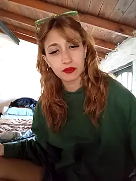 Snapshot of Viudanegraa chatting on October 8, 1:31 pm Viudanegraa online show from October 8, 1:31 pm