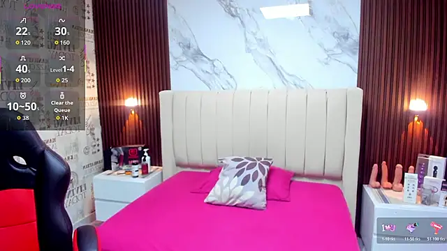 CAMILAGRAY online show from February 2, 12:15 pm