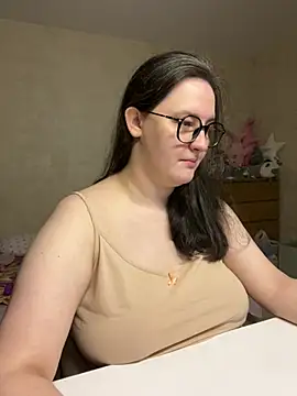 hungry1bunny online show from January 7, 5:31 pm