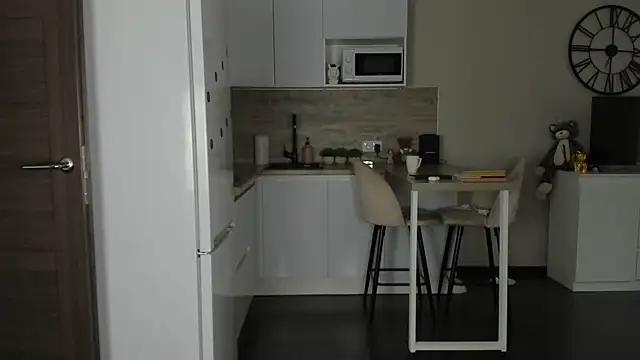 nilliluv online show from September 22, 2:19 pm