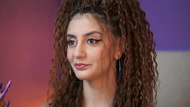 Snapshot of SabrinaHope chatting on February 24, 10:30 pm SabrinaHope online show from February 24, 10:30 pm