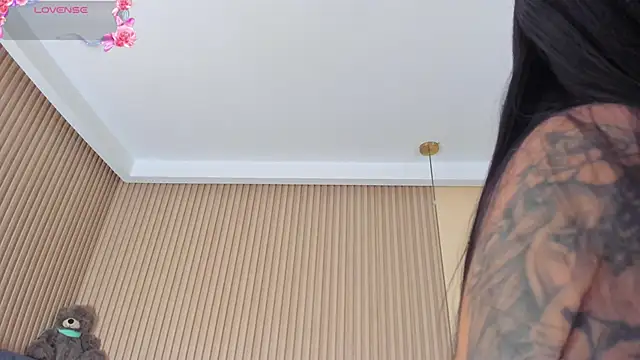 kathecute   online show from February 1, 1:48 am