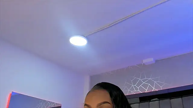 Snapshot of ChaynnaCooper chatting on January 19, 11:34 am ChaynnaCooper online show from January 19, 11:34 am