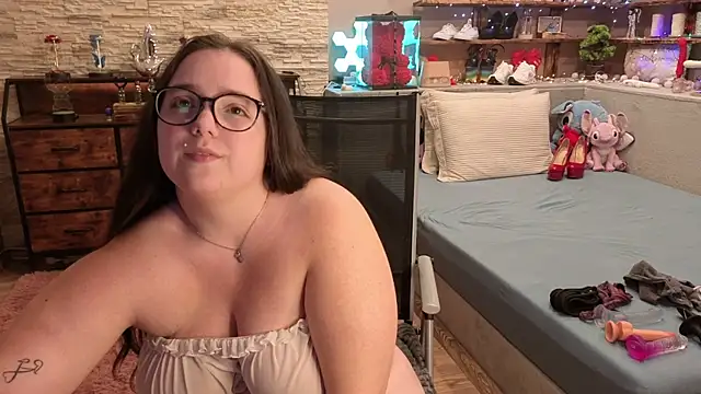 Kimberly-Caprice online show from April 9, 6:24 pm