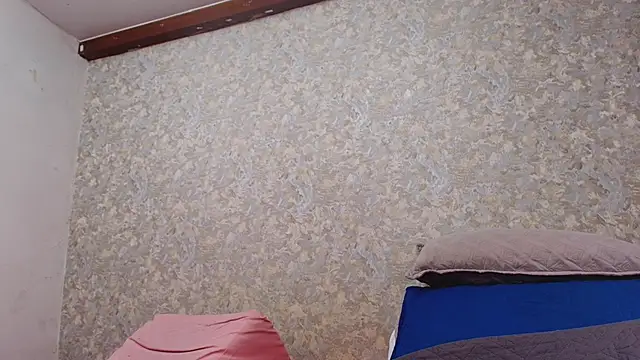 nicol f online show from September 11, 7:14 pm