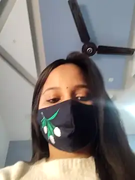 Snapshot of Varnika_aarora chatting on December 16, 7:04 am Varnika aarora online show from December 16, 7:04 am