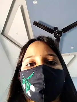 Snapshot of Varnika_aarora chatting on December 23, 7:17 am Varnika aarora online show from December 23, 7:17 am
