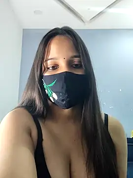 Snapshot of Varnika_aarora chatting on February 5, 5:41 am Varnika aarora online show from February 5, 5:41 am