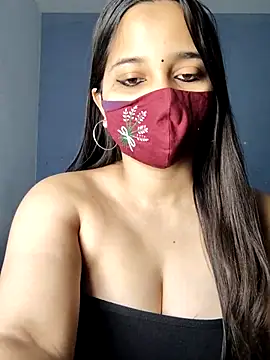 Snapshot of Varnika_aarora chatting on February 18, 5:09 am Varnika aarora online show from February 18, 5:09 am