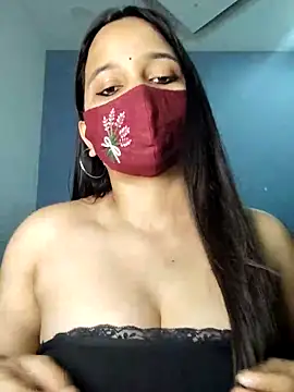 Snapshot of Varnika_aarora chatting on February 18, 2:27 pm Varnika aarora online show from February 18, 2:27 pm