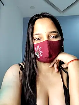 Snapshot of Varnika_aarora chatting on February 20, 4:07 am Varnika aarora online show from February 20, 4:07 am
