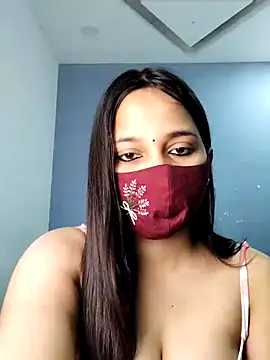 Snapshot of Varnika_aarora chatting on February 25, 5:08 am Varnika aarora online show from February 25, 5:08 am