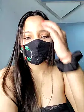 Snapshot of Varnika_aarora chatting on March 5, 4:24 am Varnika aarora online show from March 5, 4:24 am