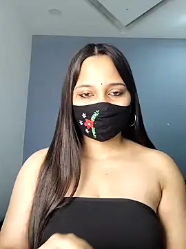 Snapshot of Varnika_aarora chatting on March 9, 3:43 am Varnika aarora online show from March 9, 3:43 am