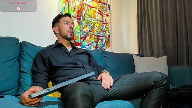 tommy raym0ndg online show from November 17, 2:12 pm