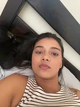 evely coelloo online show from March 13, 10:21 pm