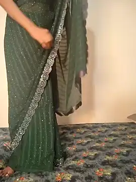 Snapshot of Raat_ki_rani_ chatting on February 1, 4:54 pm Raat ki rani  online show from February 1, 4:54 pm