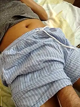 Snapshot of Raat_ki_rani_ chatting on March 23, 5:21 am Raat ki rani  online show from March 23, 5:21 am