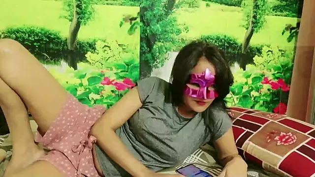 Snapshot of Raat_ki_rani_ chatting on October 20, 9:21 am Raat ki rani  online show from October 20, 9:21 am