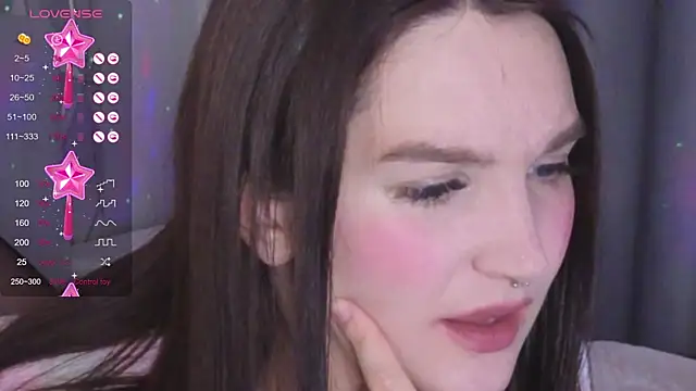 Snapshot of -HornyAngel- chatting on December 9, 5:30 pm -HornyAngel- online show from December 9, 5:30 pm