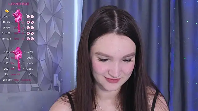 Snapshot of -HornyAngel- chatting on December 12, 8:25 am -HornyAngel- online show from December 12, 8:25 am