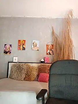 nahiarapalmer19 online show from January 17, 12:15 am