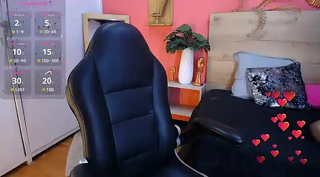 scarlet-foox online show from March 13, 3:17 pm