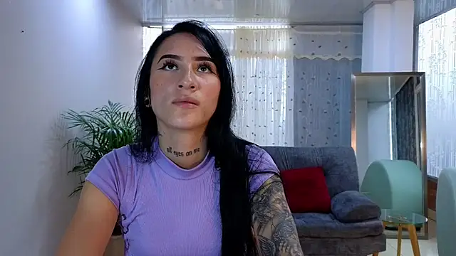 Snapshot of mei_sweetcat chatting on January 25, 7:39 pm mei sweetcat online show from January 25, 7:39 pm