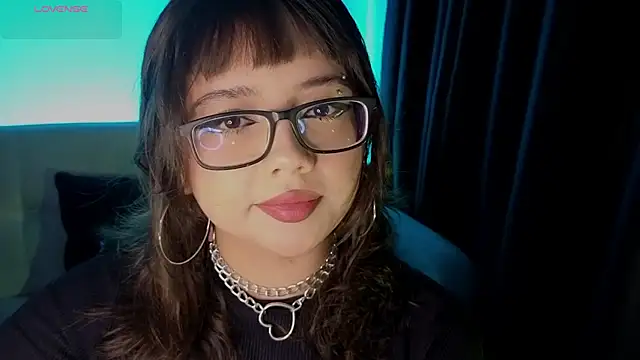 missy taylor  online show from November 12, 10:09 pm