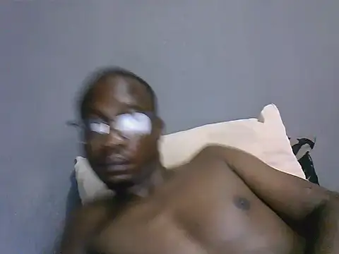 TheeRealShow online show from April 12, 9:03 am