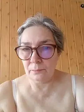 IrinaSweet54 online show from March 5, 4:02 pm