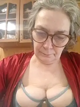 IrinaSweet54 online show from April 23, 8:46 am