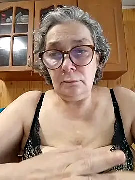 Snapshot of IrinaSweet54 chatting on June 29, 10:15 am IrinaSweet54 online show from June 29, 10:15 am