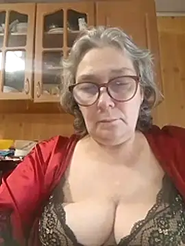 Snapshot of IrinaSweet54 chatting on July 29, 11:30 am IrinaSweet54 online show from July 29, 11:30 am