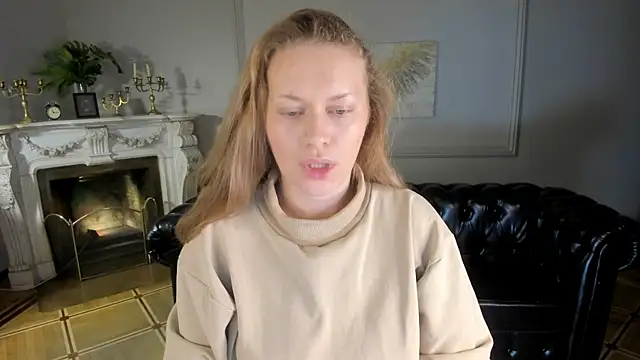 Ariell Margot  online show from January 28, 3:25 pm