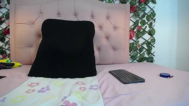 ElizabethSweet  online show from March 25, 7:31 pm