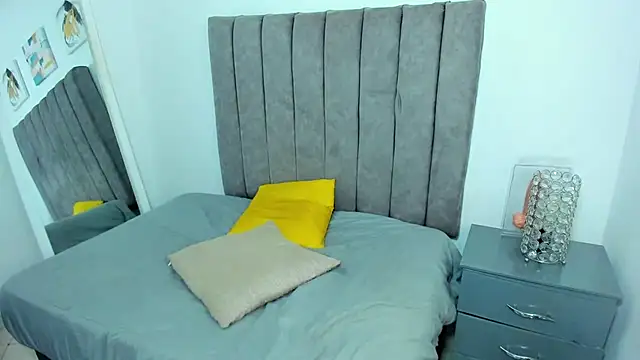 sarah  bigboobs online show from March 5, 2:03 am