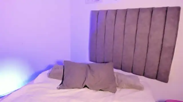 sarah  bigboobs online show from October 27, 9:02 am