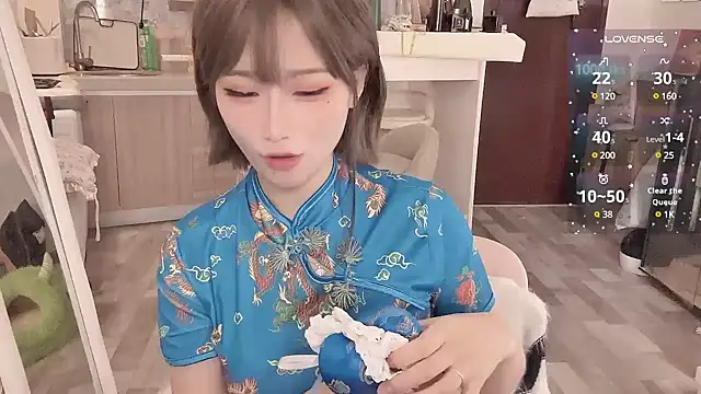 -XunMengLong- online show from February 22, 10:09 pm