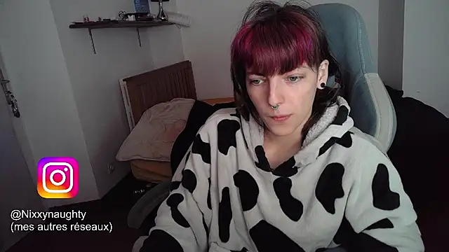 Nixxy naughty online show from March 17, 10:49 pm