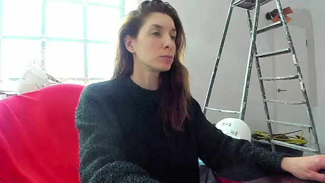 YourSuperModel online show from January 31, 9:37 am