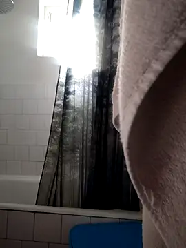 intx800 online show from March 22, 7:12 am